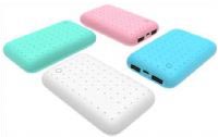 移動電源（6000mAh、12000mAh）